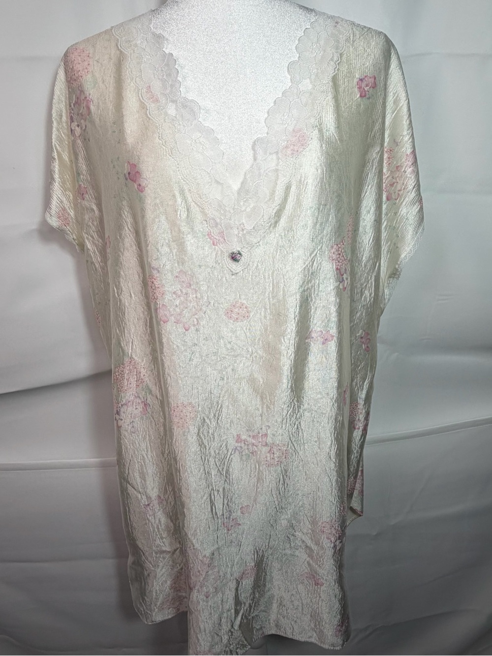 Vintage Women's 3X Elissia Nightgown Off White Floral Cottagecore Coquette